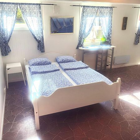Hybel Til Leie Apartment Tvedestrand Luaran gambar