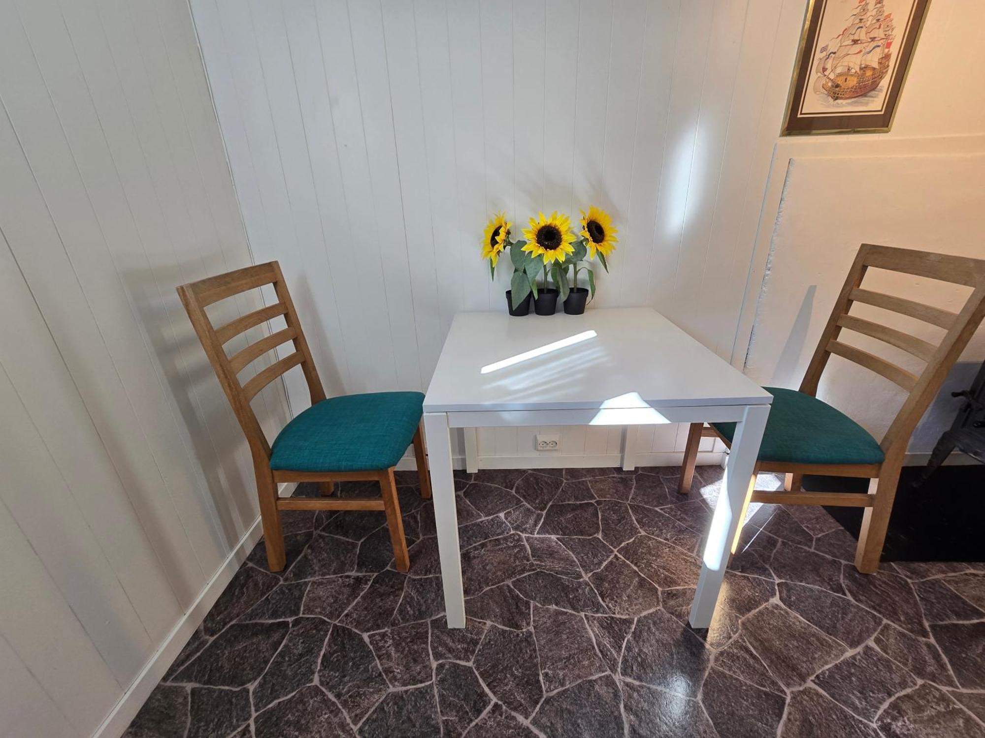 Hybel Til Leie Apartment Tvedestrand Luaran gambar